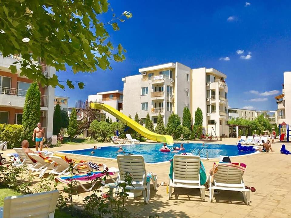 Апартаменти Golf Club - Premium *